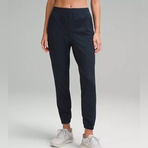 Lululemon Adapted State High-Rise Jogger
Full Length